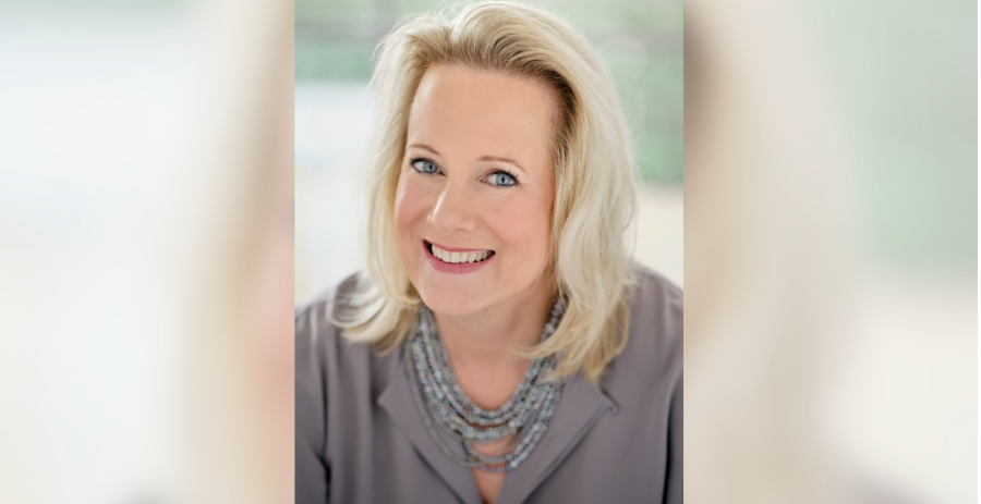 Cindy Morris named finalist for Leadership Excellence Awards Program